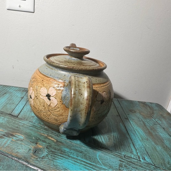 Vintage Pottery Salt Glazed Tea Pot Signed~Floral Design - Picture 6 of 16